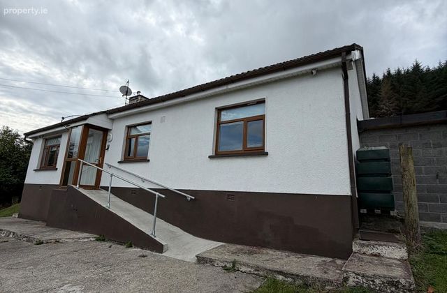 Ballymorefinn, Bohernabreena, Ballinascorney, Dublin 16 - Click to view photos