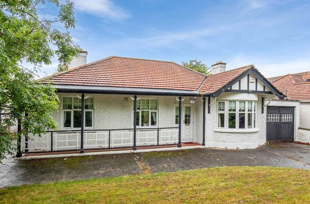 Edenderry, 173 Seafield Road East, Clontarf, Dublin 3, Dollymount, Dublin 3 - Click to view photos