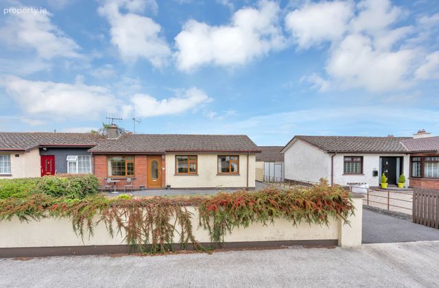 10 Saint Oliver Plunkett Avenue, Graiguenamanagh, Co. Carlow - Click to view photos
