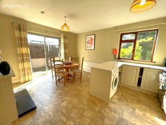13 Douglas Hall Mews, Skehard Road, Ballinlough, Co. Cork - Image 5