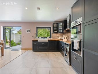 3 Cottage Court, Clash Road, Little Island, Co. Cork - Image 5