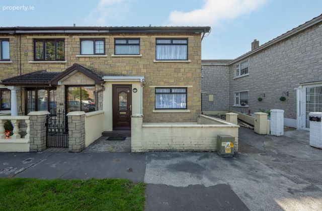 94 Greenhills Court, South Douglas Road, Douglas, Co. Cork - Click to view photos