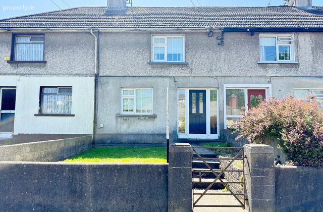 12 Bishop's Water, Wexford Town, Co. Wexford - Click to view photos