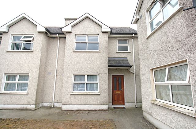 4 Academy Court, Montgomery Street, Carlow, Graiguecullen, Co. Carlow - Click to view photos