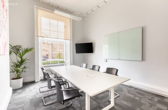 2 Pembroke House, 28-32, Upper Pembroke Street, Dublin 2, Dublin 2 - Click to view photos