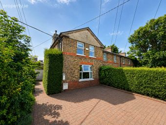 12 Sallynoggin Villas, Glenageary Road Upper, Glenageary, Co. Dublin