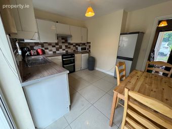 310 Castlecurragh Heath, Mulhuddart, Mulhuddart, Dublin 15 - Image 3