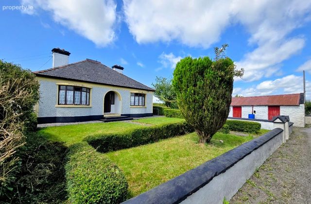 Cloonmahaan, Elphin, Tulsk, Co. Roscommon - Click to view photos