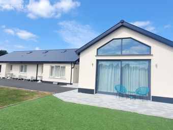 Newtown,Tyrrellspass,Mullingar,Co. Westmeath, Tyrrellspass, Co. Westmeath