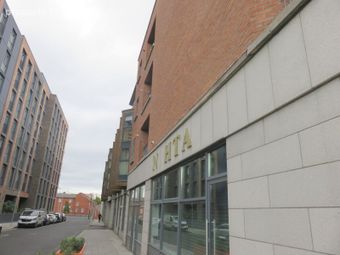 Apartment 8, Newmarket Hall, The Coombe, Dublin 8 - Image 4