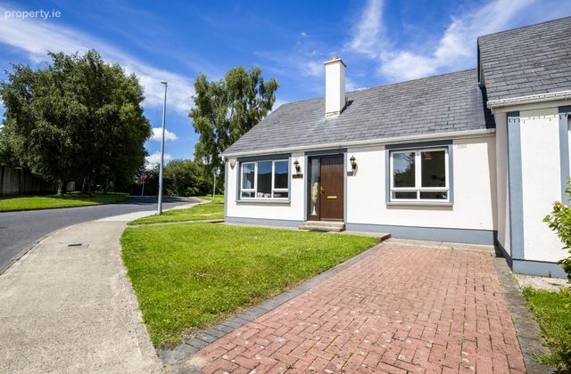 Hillview, 1 Strawberry Hill, Bunclody, Co. Wexford, Bunclody, Co. Wexford - Click to view photos
