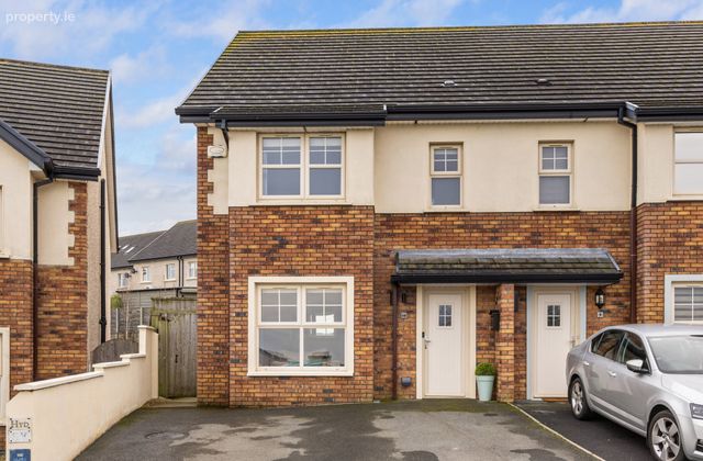 10 Kirvin Hill, Rathnew, County Wicklow, Rathnew, Co. Wicklow - Click to view photos