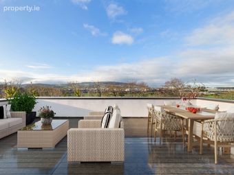 3 Bedroom Penthouse, Brighton Road, Foxrock, Dublin 18 - Image 2