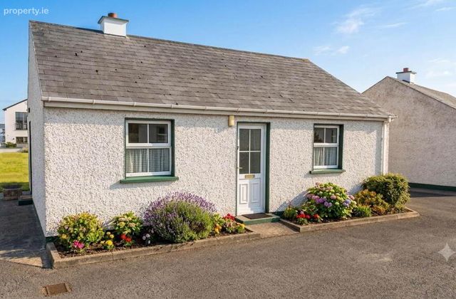 7 Fairgreen, Fair Hill, Dungloe, Co. Donegal, Dungloe, Co. Donegal - Click to view photos