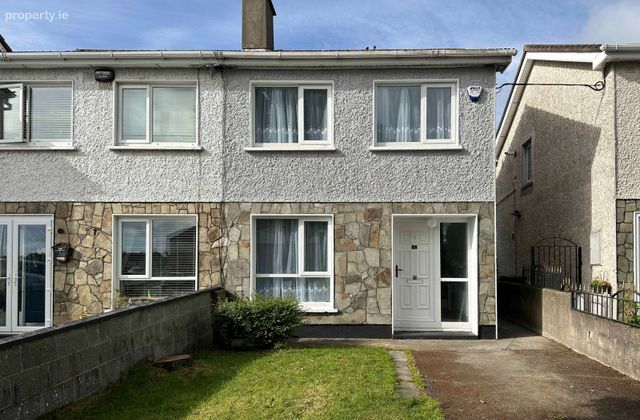 11 Suncroft Drive, Dublin 24, Tallaght, Dublin 24 - Click to view photos