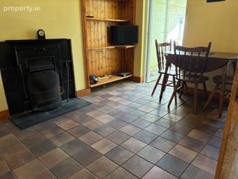 2 Regan's Terrace, Avenue Road, Dundalk, Co. Louth - Image 5