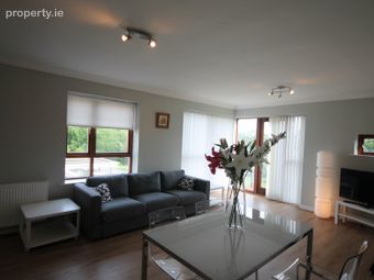 74 Temple Lawns, Santry, Dublin 9 - Image 2