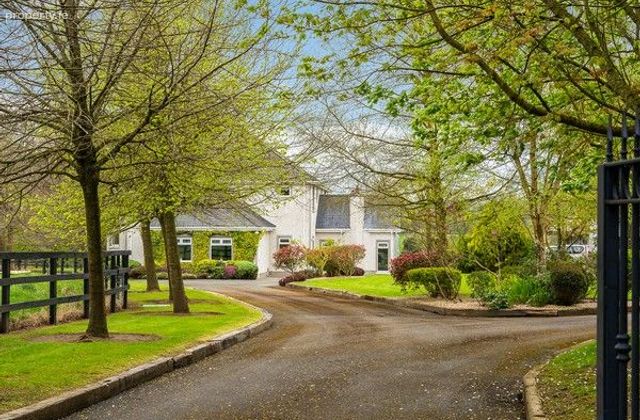 Lower Commons, Garristown, Co. Dublin - Click to view photos