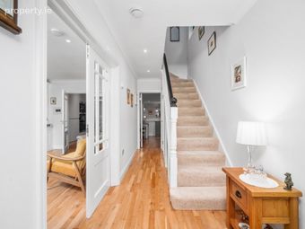 90 College Park Way, Dublin 16, Ballinteer, Dublin 16 - Image 3