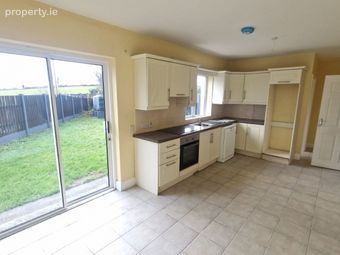 93 Tarmon Manor, Castlerea, Castlerea, Co. Roscommon - Image 4
