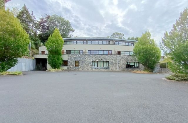 Apartment 4, Newcastle Court, Dublin Road, Castletroy, Co. Limerick - Click to view photos