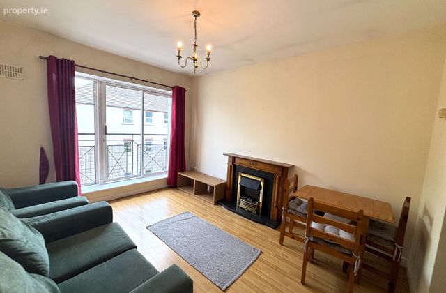 77 Old Kilmainham Village , Bowlane West , Kilmainham, Dublin 8 - Click to view photos