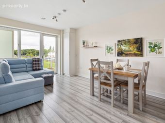 30 Crofton Hall, Hamilton Park, Castleknock, Dublin 15, Castleknock, Dublin 15 - Image 2