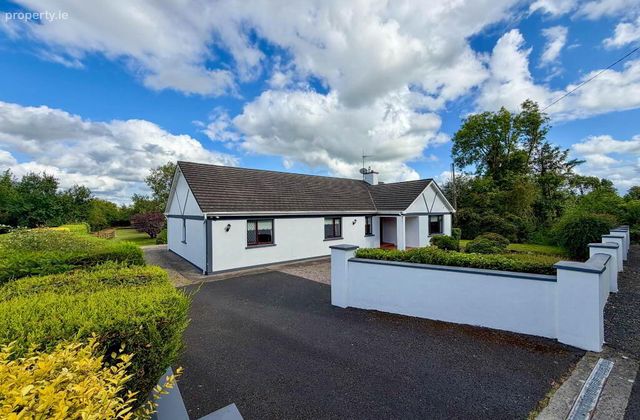 Ballybane, Camas, Bruff, Co. Limerick, Bruff, Co. Limerick - Click to view photos