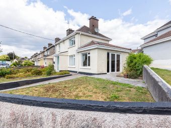 11 Lotabeg Terrace, Mayfield, Silversprings, Co. Cork - Image 3