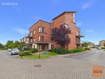 Apartment E, 25 Fernleigh Drive, Castleknock, Dublin 15