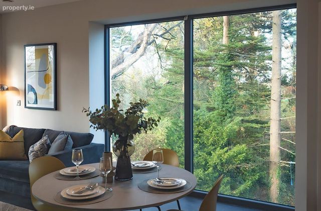 2 Bedroom Apartment With Study, Scholarstown Road, Rathfarnham, Dublin 14 - Click to view photos