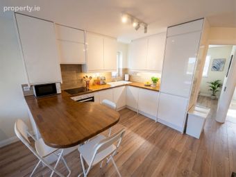Apartment 1, Carlyle House, 27b Church Street, Howth, Dublin 13 - Image 4