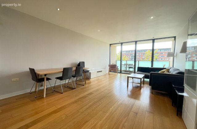 Cloncurry House, IFSC, Dublin 1 - Click to view photos