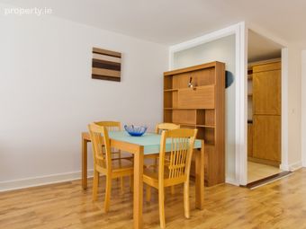 49 Hyde Square, South Circular Road, Kilmainham, Dublin 8, Kilmainham, Dublin 8 - Image 4