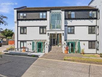 Apartment 9, Saint Ive's, Malahide, Co. Dublin - Image 2