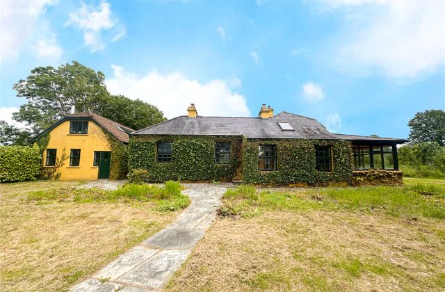 Lisduff, Craughwell, Co. Galway, Kileeneenmore, Co. Galway - Click to view photos