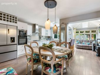 26 Sycamore Grove, Westminster Park, Foxrock, Dublin 18 - Image 3