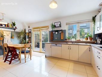 24 The Way, Hansfield Woods, Clonsilla, Dublin 15 - Image 4