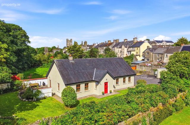 Belbow Lane, Fethard, Co. Tipperary, Fethard, Co. Tipperary - Click to view photos