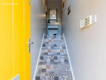 18 All Hallows Square, Dublin 9, Drumcondra, Dublin 9 - Image 2