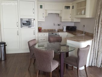Apartment 8 , Block 3, Clarion Quay, North Wall Qu, IFSC, Dublin 1
