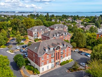 5 Hyde House, Clonfadda Wood, Mount Merrion Avenue, Blackrock, Co. Dublin