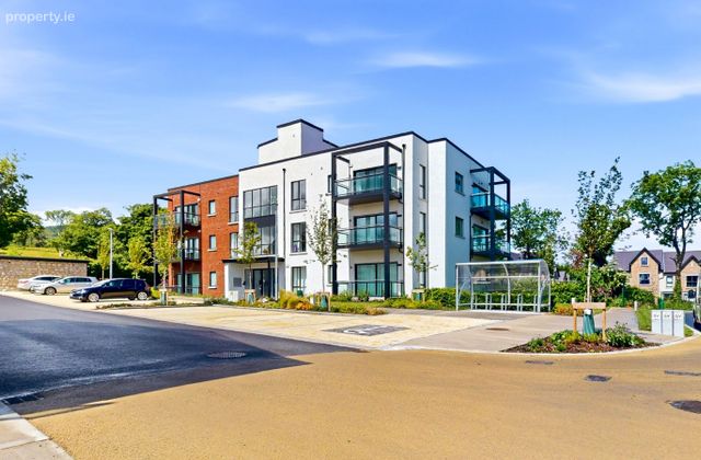 Apartment 6, Suttonfield Court, Suttonfield Park, Carrickmines, Dublin 18 - Click to view photos