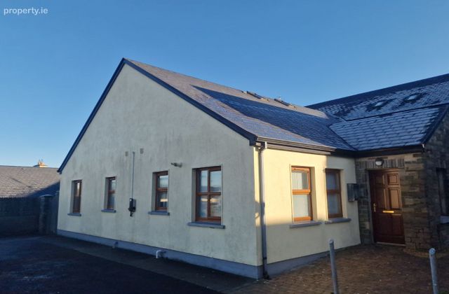 1a Carrowmore Meadows, Knock, Knock, Co. Mayo - Click to view photos