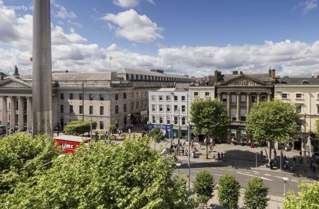 O'Connell Street Upper, Dublin 1 - Click to view photos