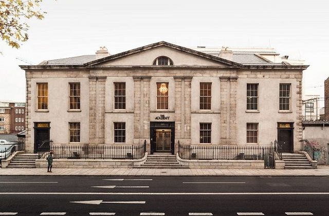 Pearse Street, Dublin 2 - Click to view photos