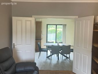 21 Bellingham Green, Main Street, Castlebellingham, Kilsaran, Co. Louth - Image 5