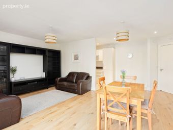 4 Juliet Square, Saint Edmunds Park, Lucan, Co. Dublin - Image 4
