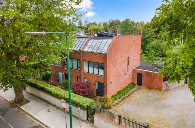 4 Zardoz Court, Anglesea Road, Ballsbridge, Dublin 4, Ballsbridge, Dublin 4 - Click to view photos