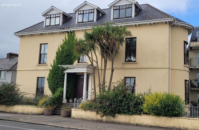 43 Strand Road, Sandymount, Dublin 4 - Click to view photos